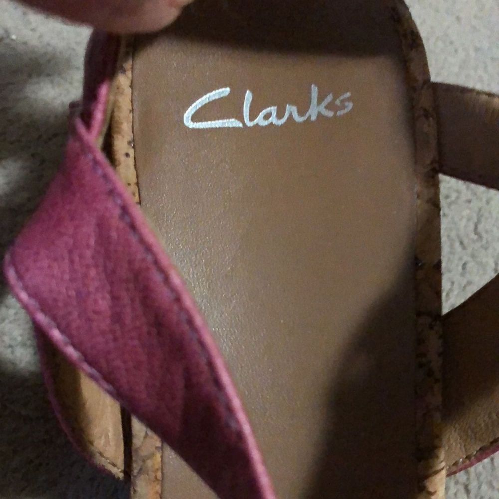 CLARKS PINK OPEN TOE SANDALS WOTH BROWN INNER AND OUTER SOLES - SIZE 6.5 - Picture 4 of 6